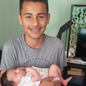 Meet your Posher, Carlos